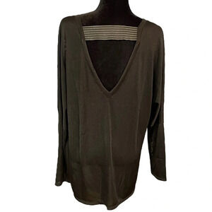 NWT Stella & Dot Top size 1X T Sheer Renegade Top